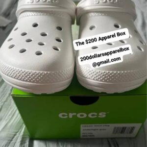 Crocs Pallet. (50 pairs per pallet)📦